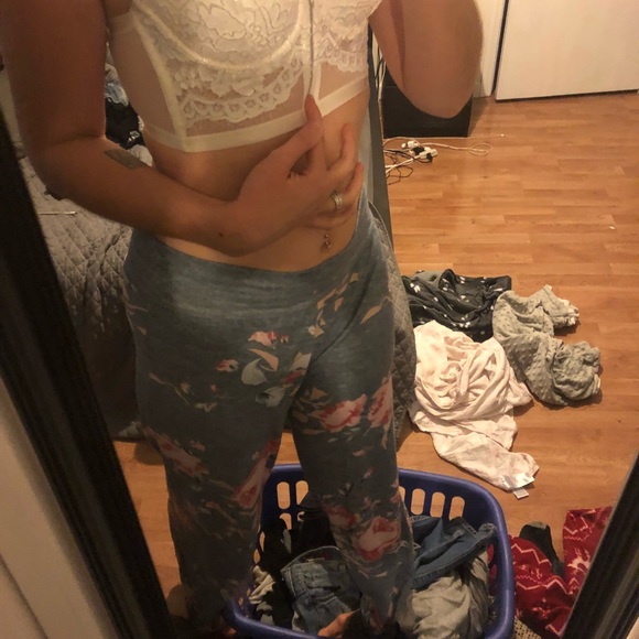 Victoria’s Secret bra! - Picture 3 of 3